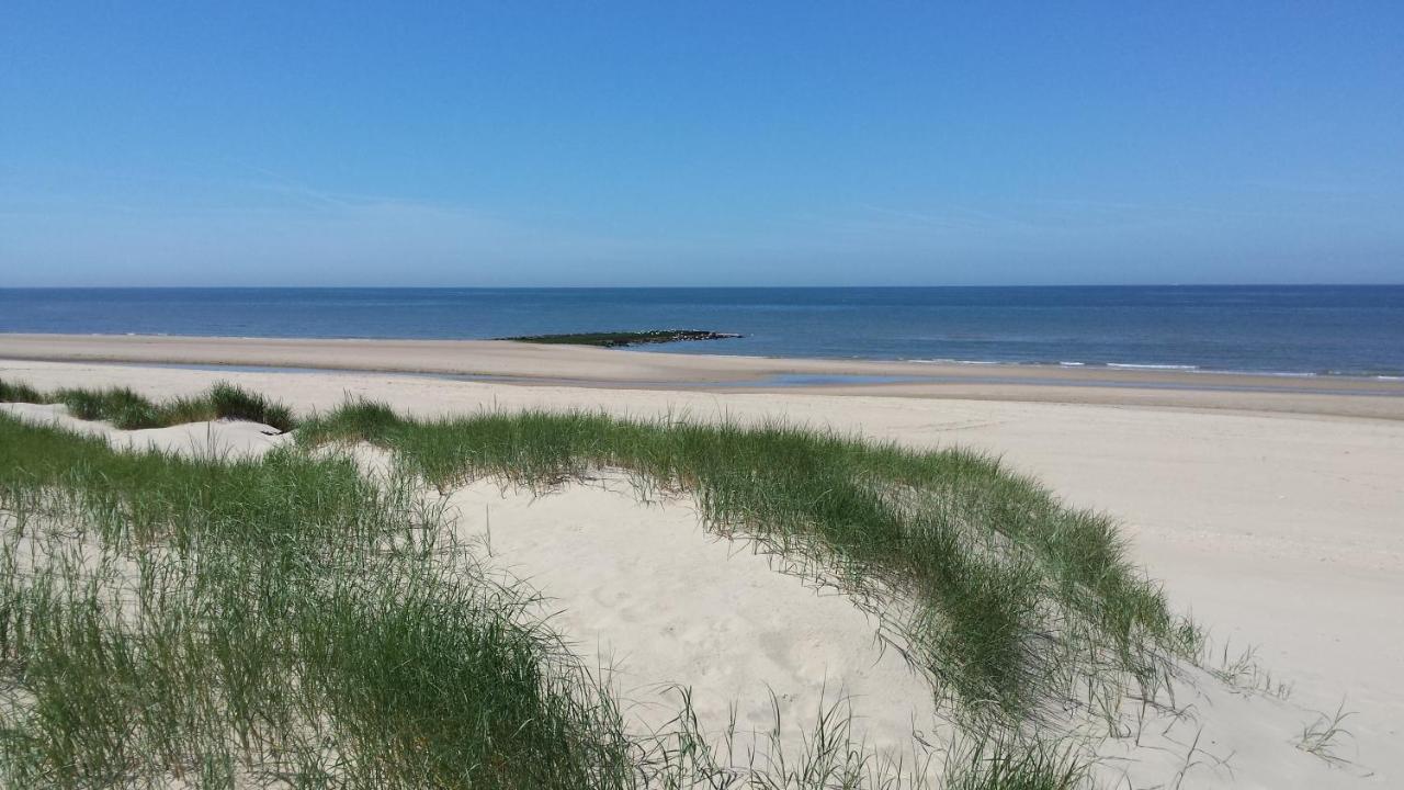 De Hut, In Natuurgebied En Vlakbij Het Strand Каллантсог Экстерьер фото